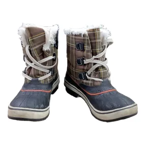 Boots Snow By Sorel  Size: 7