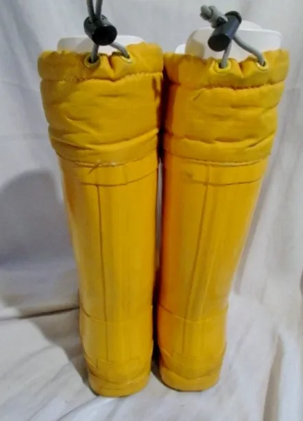 Boys Girls LAND'S END Insulated Rainboots Wellies Rain Snow Boots Winter 4 YELLOW