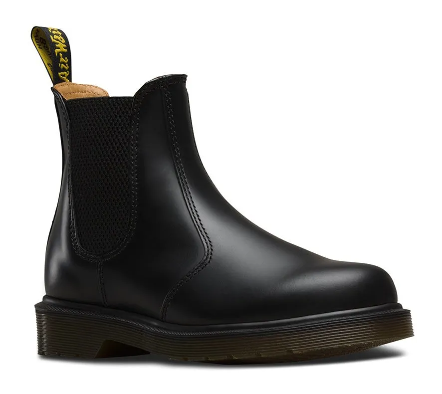 Dr. Martens 2976 Smooth Leather Chelsea Hi Top Black