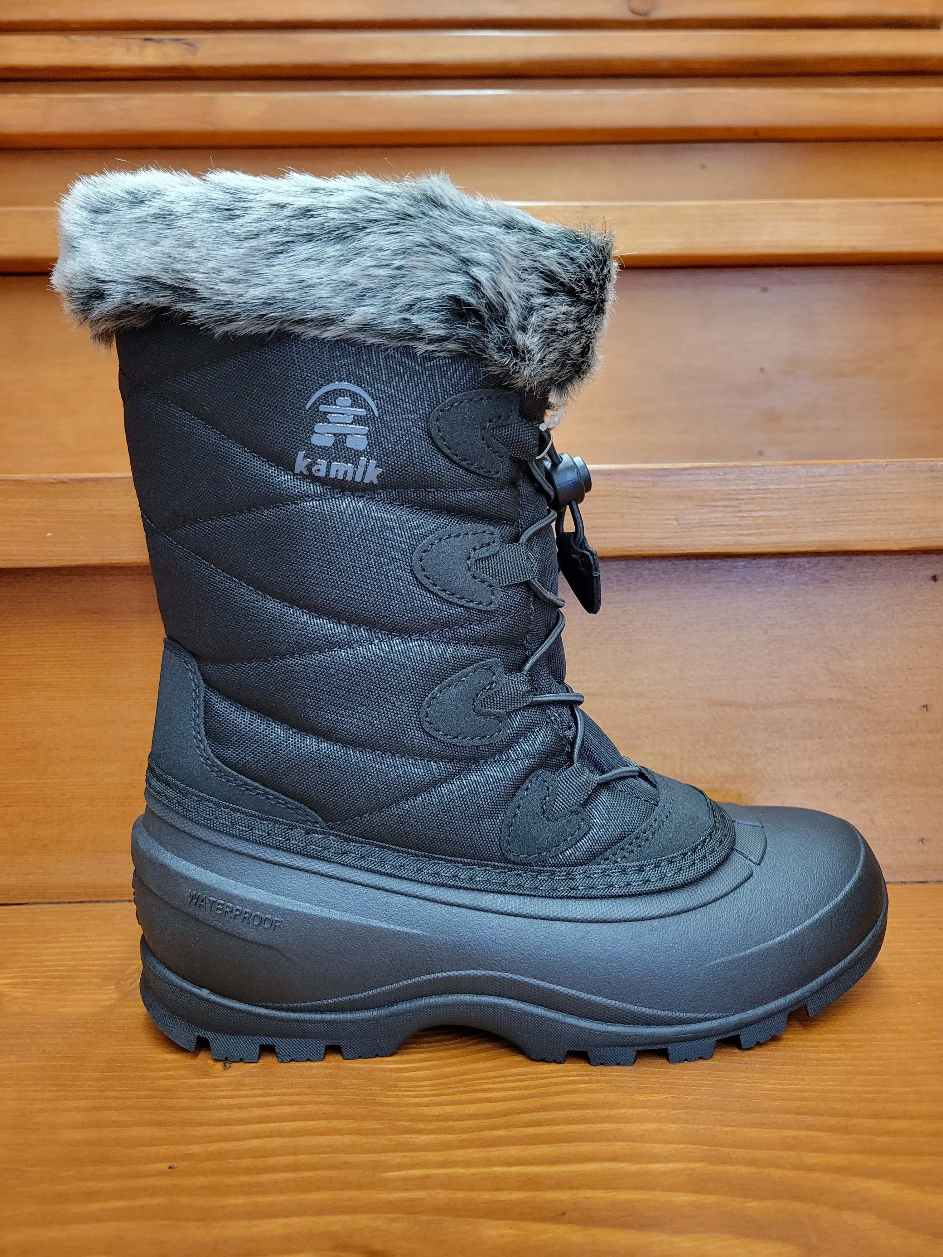 Kamik Momentum 3 Womens Waterproof Insulated Winter Boots - Black, Model NK2471