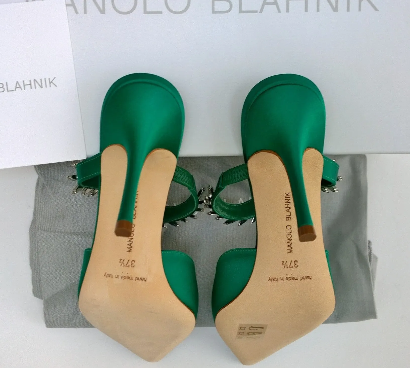 Manolo Blahnik Lurum 90 Bright Green Satin and Rhinestone Heels Strass Mules